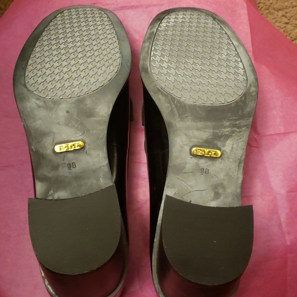 Shoe - Picture 6 of 7